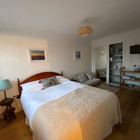 Bright Suite Whitstable Esterno foto
