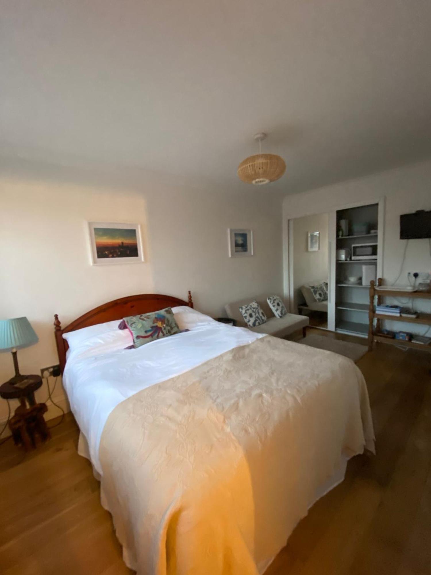 Bright Suite Whitstable Esterno foto